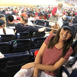 Meet your Posher, Logan